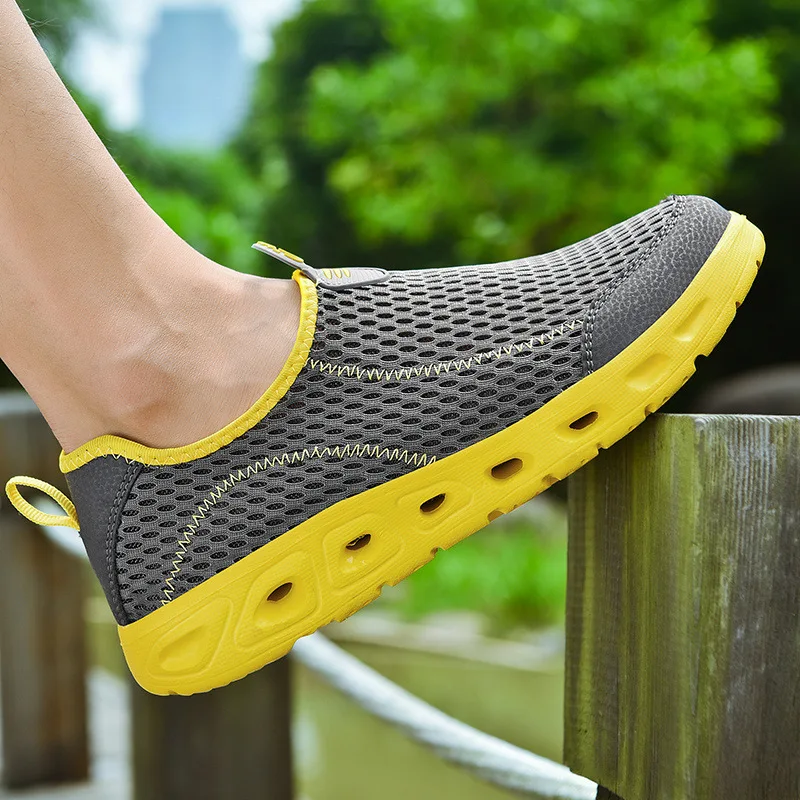 

2020 fashion breathable lazy shoes large size sneakers men's trend upstream sports breathable mesh shoes tennis shoes for men