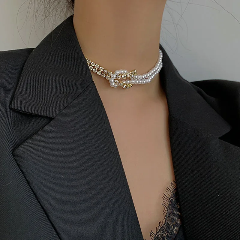 

Korean Style Pearl Crystal Choker Necklaces for Women Short Chain Rhinestone Necklaces Statement Jewelry