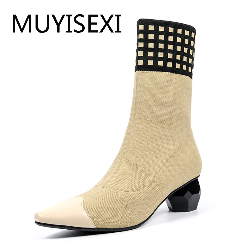 Пикантные эластичные ботильоны из натуральной кожи с острым носком розовые