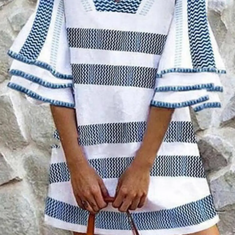 

Women New Fashion Casual Flared Sleeves Dresses 2021 Spring V-Neck Mini Party Dress Lady Bohemian Elegant Vintage Summer Vestido