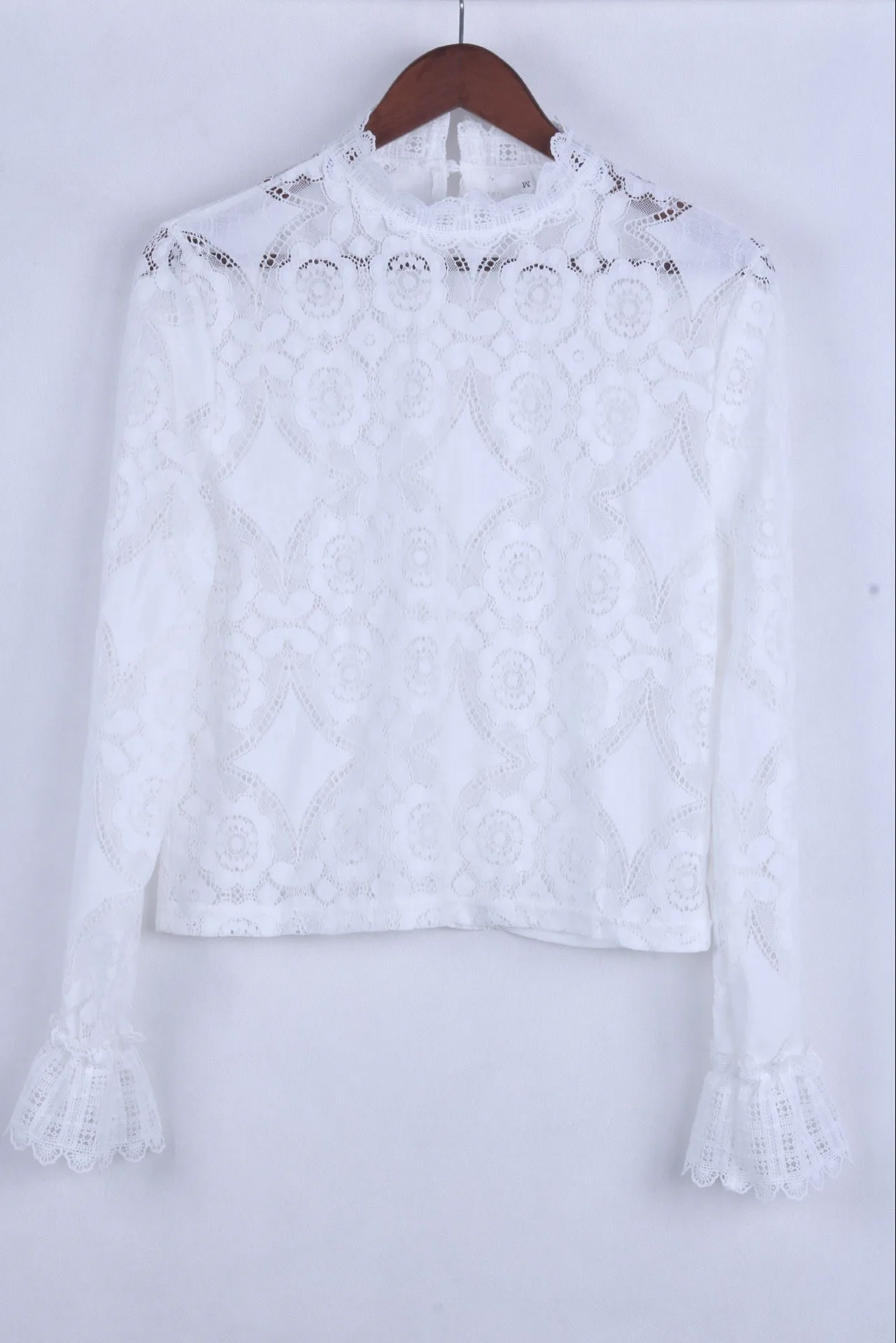 

Blouses Women Lace Blouse Hollow Out Tops KALENMOS Sexy Embroidery Lantern Sleeve Vintage Elegant White Summer Retro Shirts