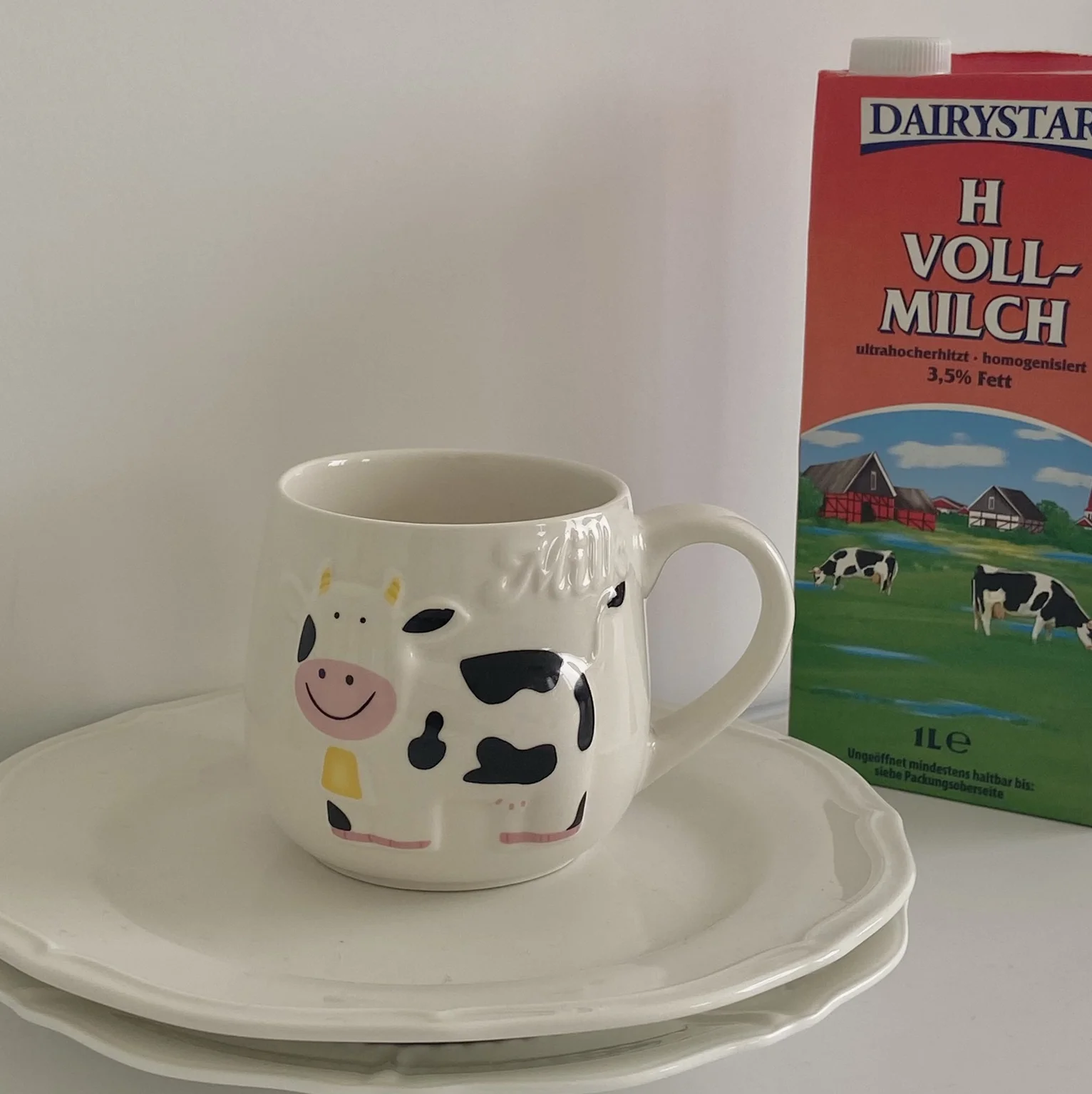 

Cute Cow Ceramic Mug Creative Cartoon Design Coffee Breakfast Cereal Milk Embossed Large Cup Body Office Household Ceramic Mugs