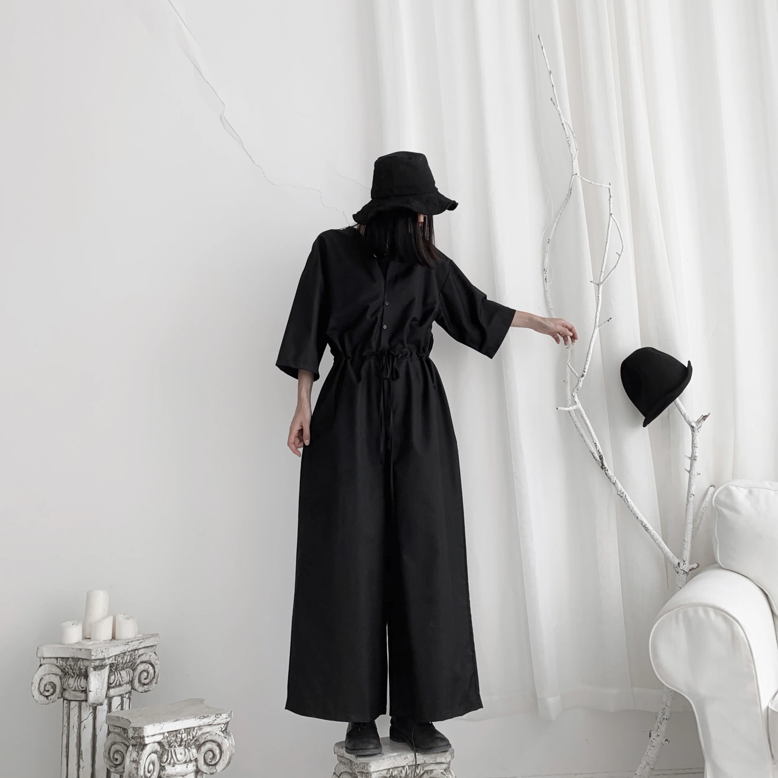 Темный японский нишевый дизайнерский комбинезон Yamamoto с V-образным вырезом и