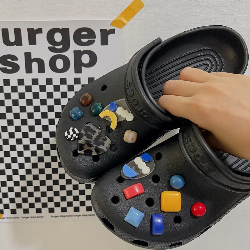 

Luxury Croc Charms Fashion Charms for Crocs DIY Creative Shoe Charms Colorful Shoe Decoration High Quality Shoe Accessories