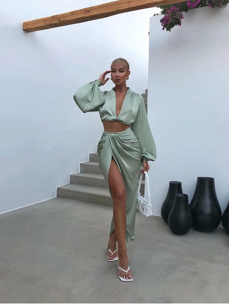 

2 Piece Set Women Summer Beach Vacation Outfits Sexy Cropped Blouse Shirts High Split Long Skirt Matching Suit Clothes