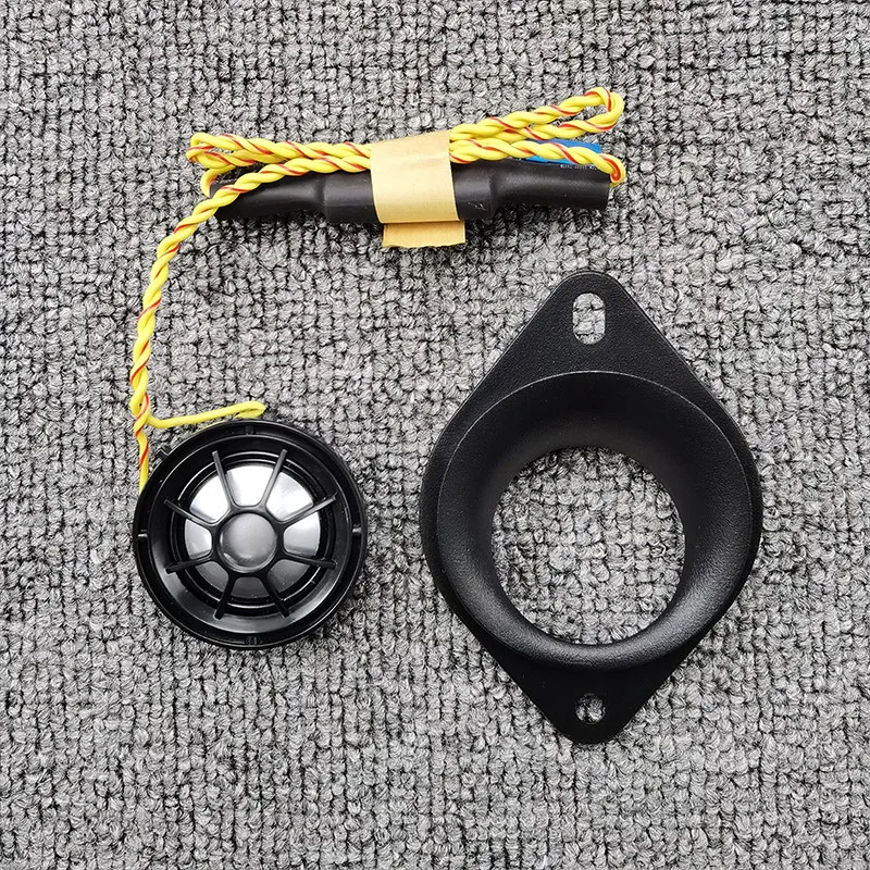 Чехол для колонок центральной консоли BMW F10 F11 F15 F25 F30 F32 F34 G30 F48 |