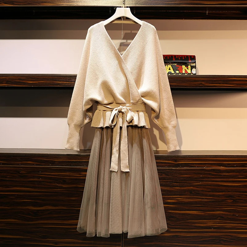 Женский трикотажный свитер HAMALIEL комплект из двух предметов с рукавами летучая