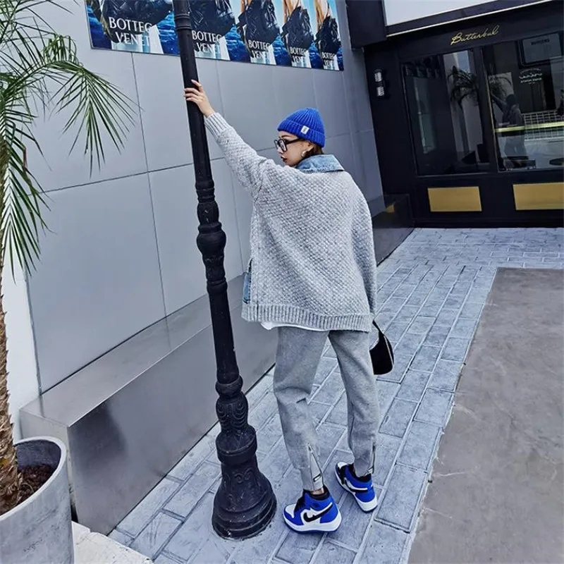 

2021 Autumn Winter New Stitching Denim Sweater Cardigan Women Fashion Pockets Loose Long Fake Two Piece Knitted Coat