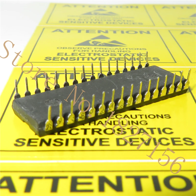

1pcs/lot K6T4008C1B-DB70 K6T4008C1C-DB70 K6T4008C1B DIP-32