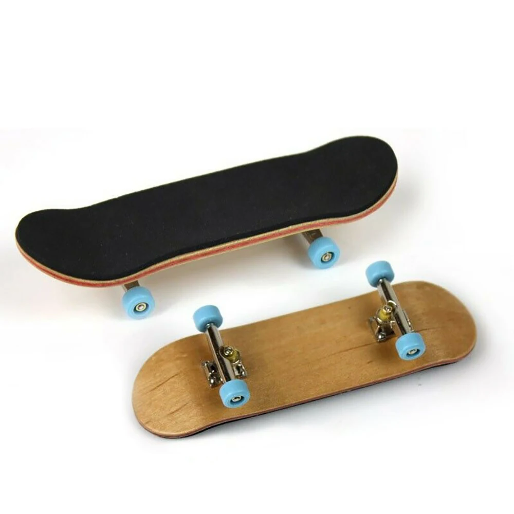 

kid Mini Finger Skateboard Fingerboard Plastic Finger Scooter Skate Boarding Game Toy Little Toys home Desktop Decor xmas gift