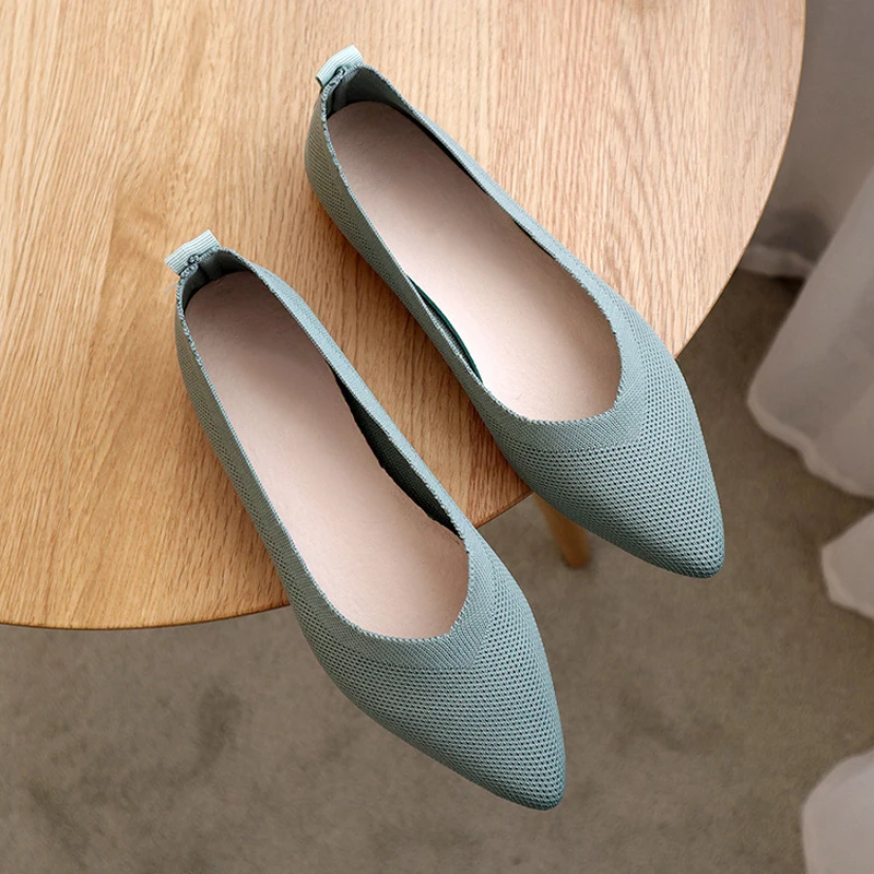 Женские мягкие вязаные эластичные балетки на плоской подошве с острым носком