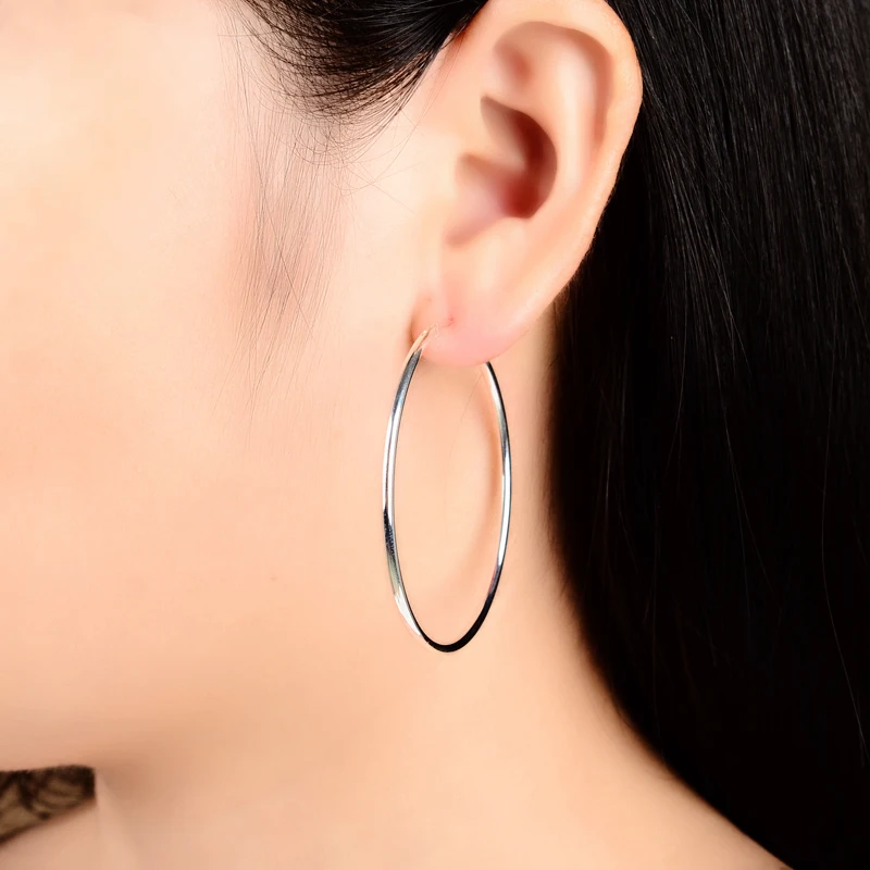 

Wholesale Trendy Jewelry Sterling Silver 925 Earrings,5MM Smooth Circle Round Earring for Women Best Gift