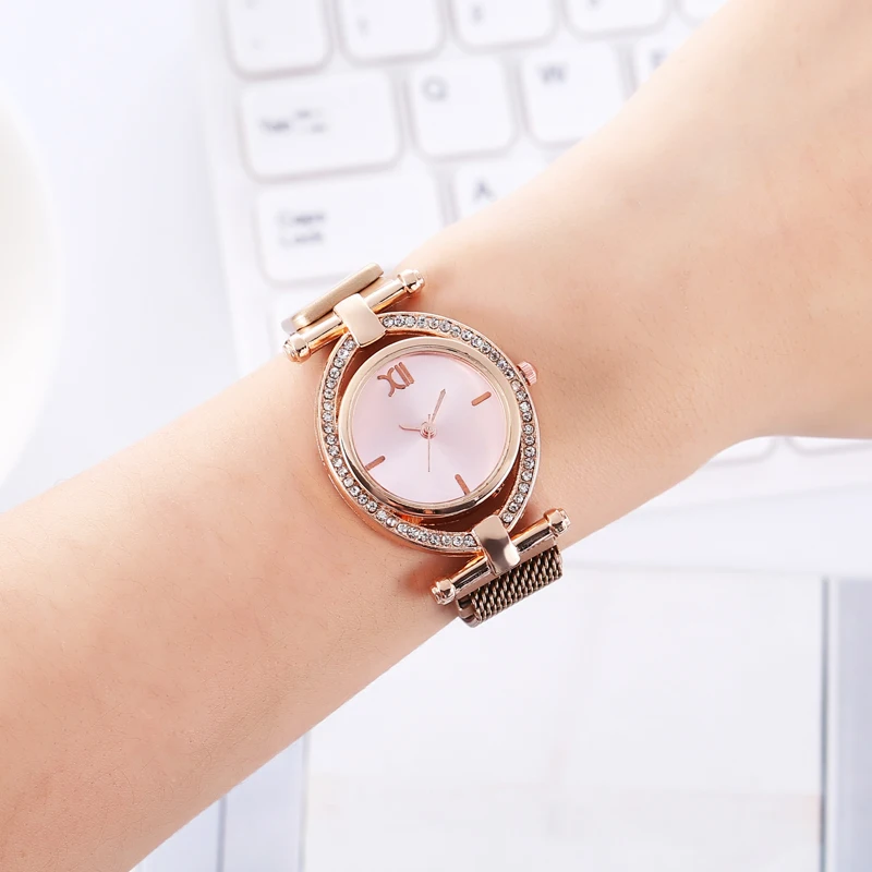 

Women's Crystal Fashion Colorful Fashion Quartz Watch Simple Style Ladies Watch