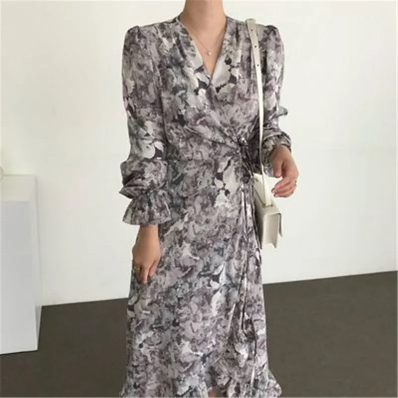 Шикарное универсальное весеннее платье в Корейском стиле с цветочным принтом