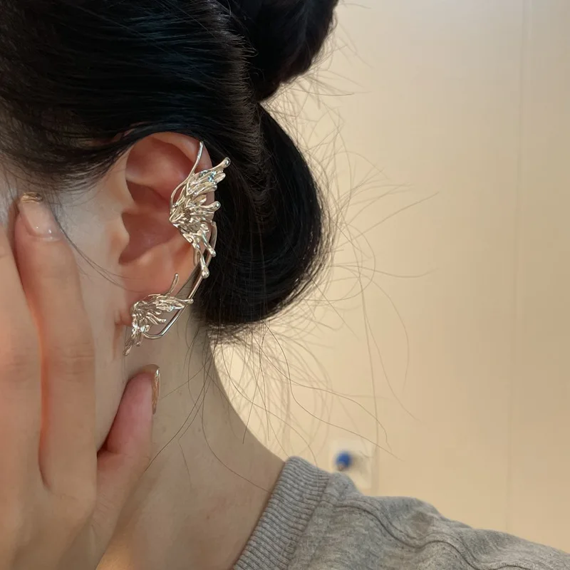 

New Fashionable Silver Cold Wind Butterfly Ear Clip Earrings For Women Korean Fashion Earring Party Daily Wear Jewelry Gifts