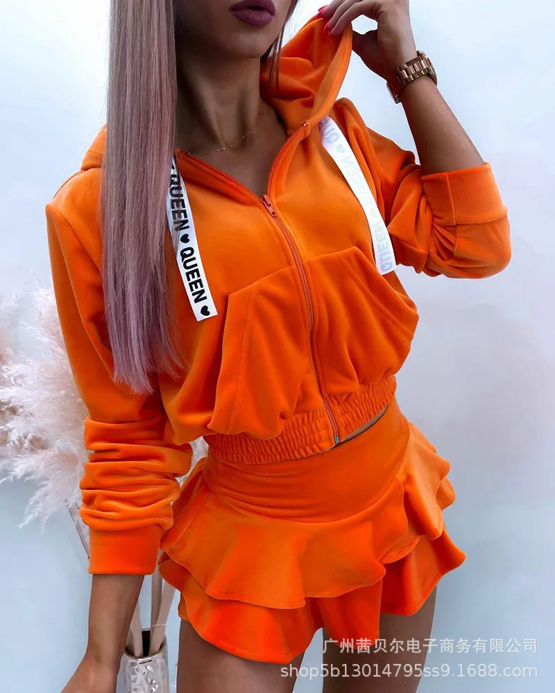 

Женский костюм из двух предметов с юбкой, новый бархатный повседневный костюм 2021, топ на молнии с длинными рукавами + мини-юбка с брюками