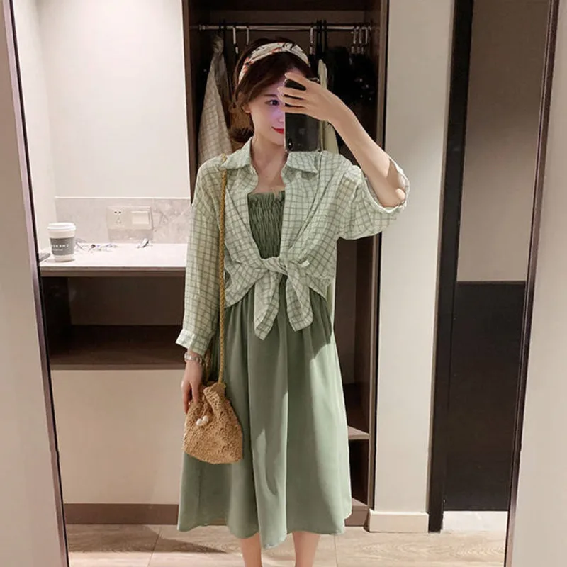 Женские комплекты из блузки в клетку и эластичного платья на груди лето 2019| |