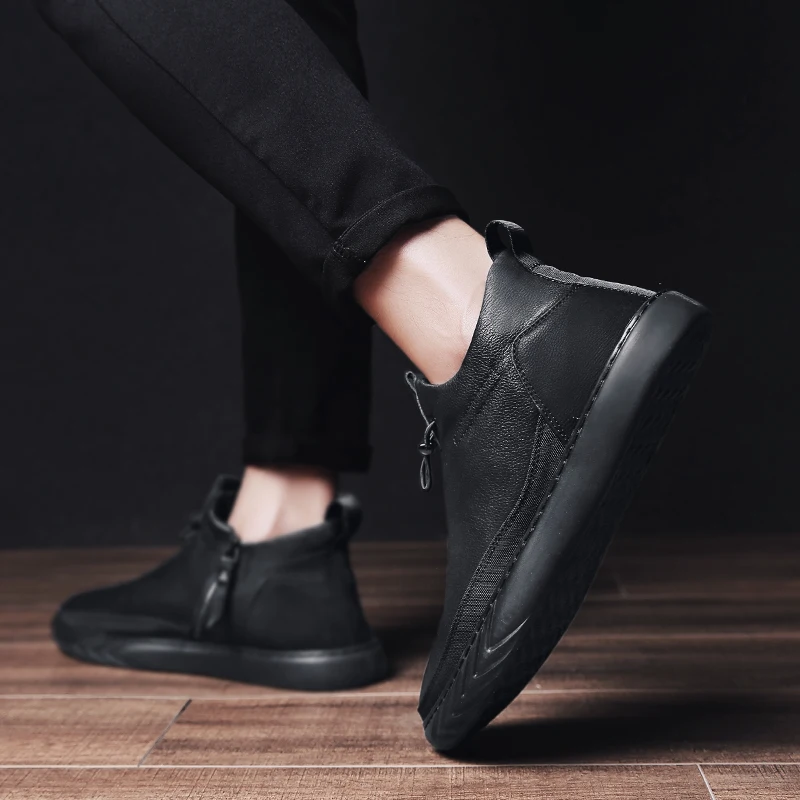 

Mencuero; ; hombre masculino; couro
