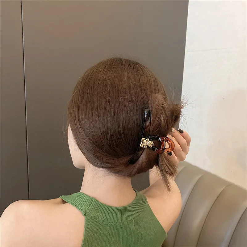 

LOVOACC Large Cross Geometric Hair Clips Jewelry Arcylic Resin Bear Hair Claws Elegant Korean Hair Accessories for Women Gifts