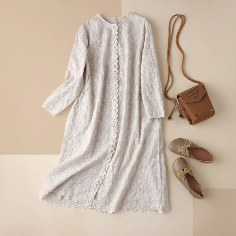 

Shuchan 55% Cotton +45% Linen Indie Folk Straight Dress Embroidery Floral Wrist Sleeve Mid-Calf Vintage Midi Dress 2021 New