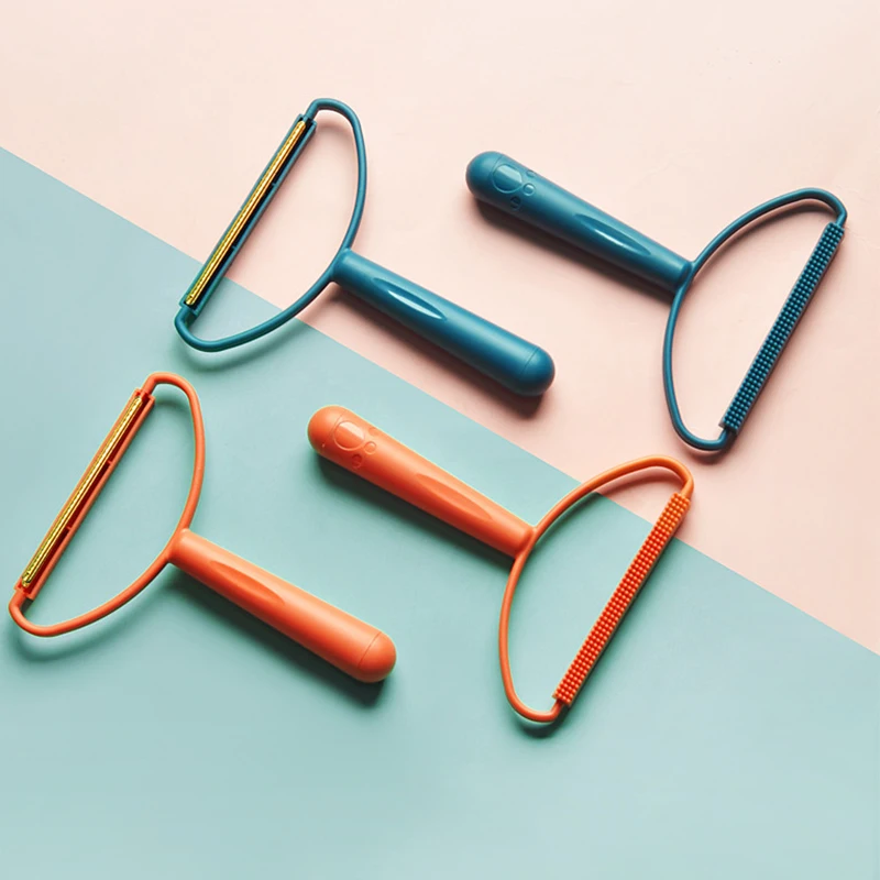 Скребок двусторонний для снятия шерсти и катышков липкий ватный ролик средство