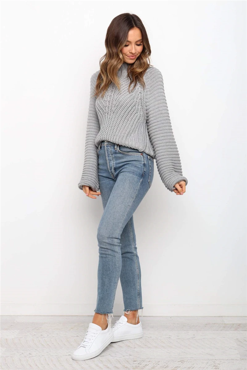 Свитер женский с воротником-хомутом и рукавами-фонариками | Женская одежда