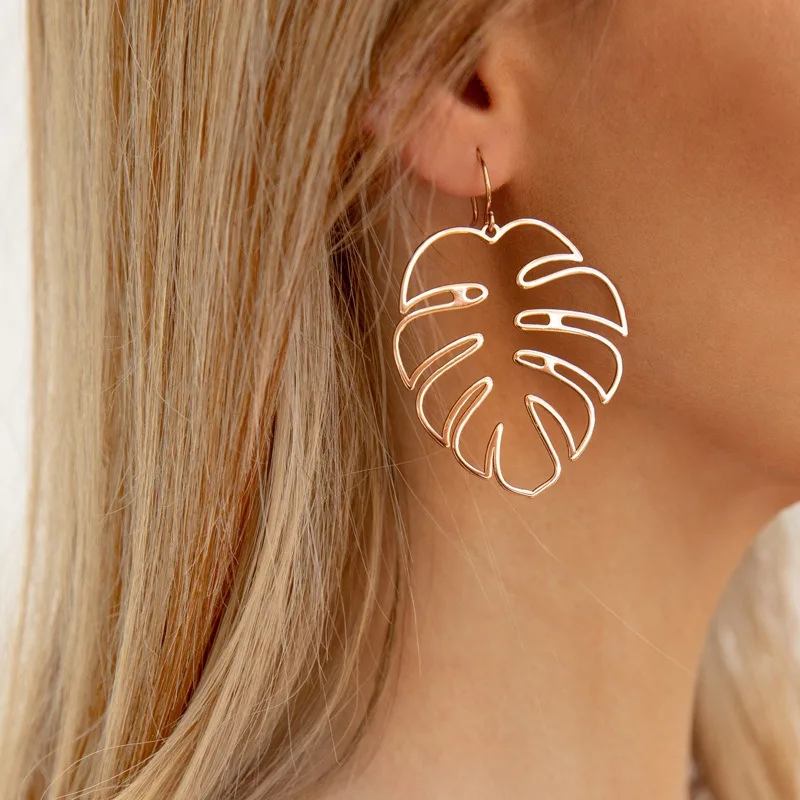 

New arrivals Trendy 1pair Bohemian Women Plant Leaves Earring Glossy Hollow Monster Leaf Dangle Drop Earrings