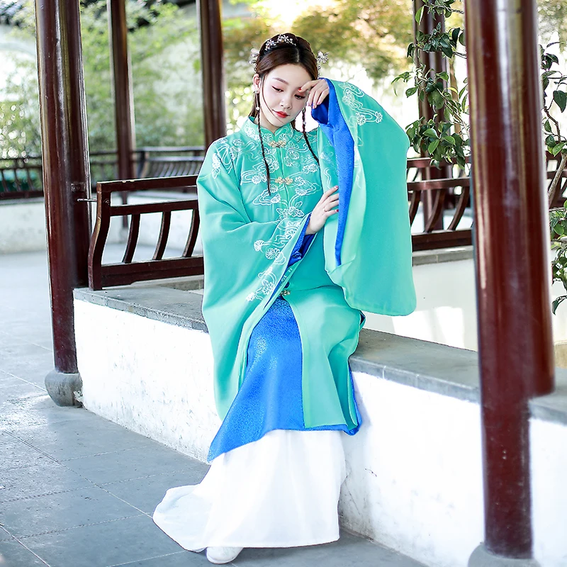 

Chinese traditional dress Embroidery set Costume play TV same paragraph stage performance Ming Dynasty hanfu cos clothing