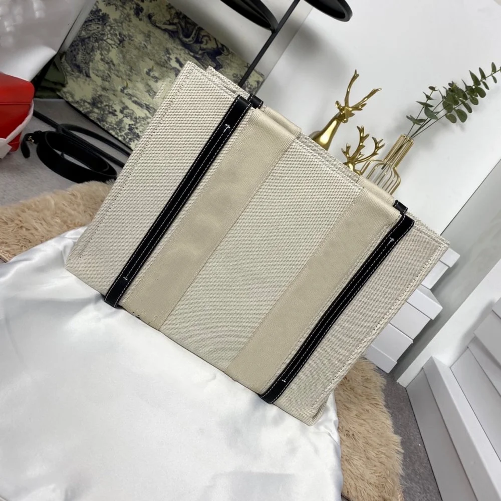 

2021 hard canvas bag high quality shoulder bag tote bag luxury brand handbags luxury handbags women bags designer