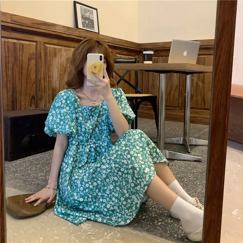 

Summer 2021 New Korean Loose Square Neck Bubble Sleeve Dress Women's French Sweet Floral First Love Skirt