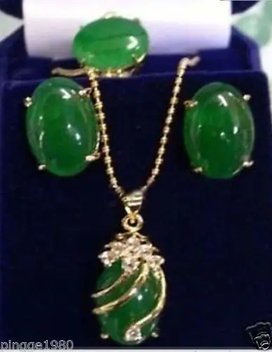 

Jewelry Exquisite green jade pendant Necklace ring earring/set