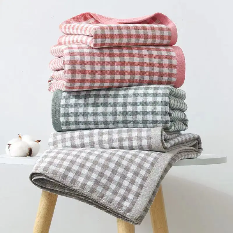 

Cotton gauze plaid bath towel creative home bath towel embroidered towel family bath towel men and women bath towel 140*70