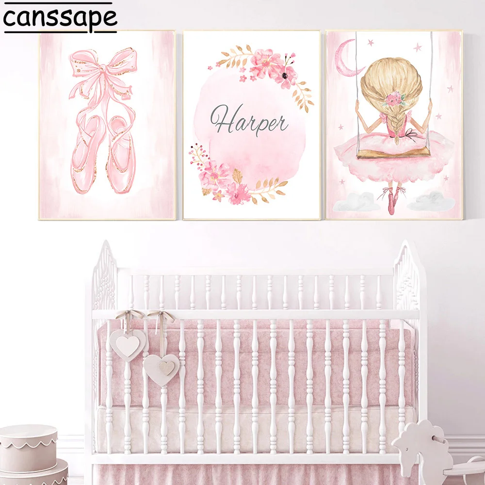 

Постер с именем на заказ, розовый мультяшный холст, постер, картина качели, балетная обувь, принты, скандинавские настенные картины, декор дл...