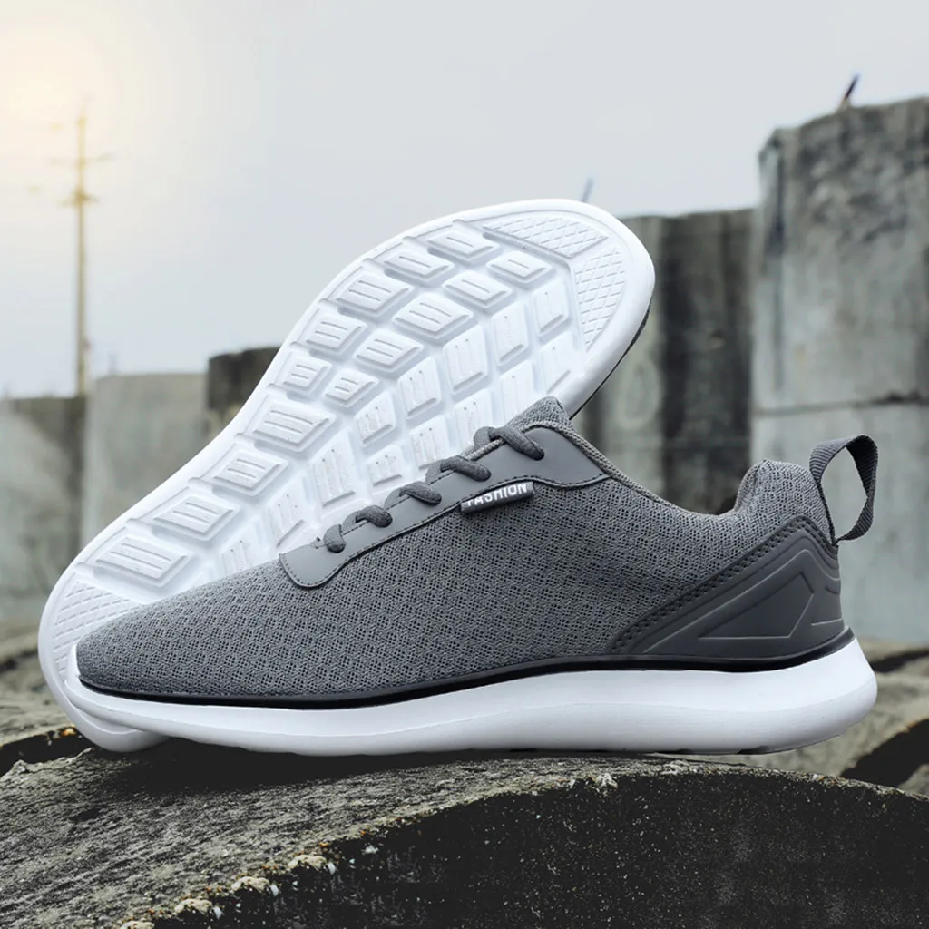 Кроссовки мужские сетчатые на шнуровке модная повседневная однотонная