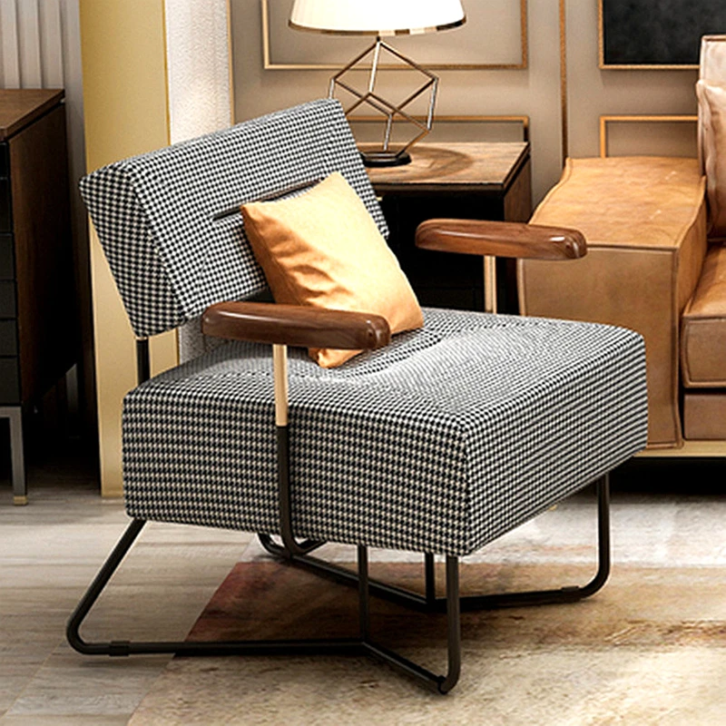 Скандинавский одноместный диван роскошный Легкий стул из ореха с ласточкой для