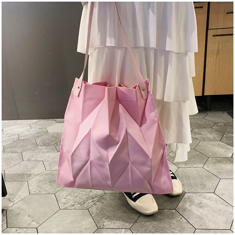 В наличии Высококачественная плиссированная Сумочка Miyake хит продаж | Багаж и