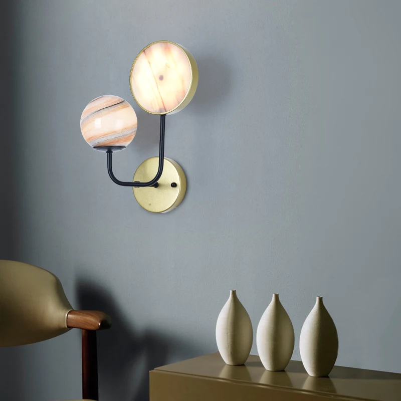 

New Nordic living room lamp simple personality ball lights warm romantic bedroom living room lamps globe pendant light 110-240V