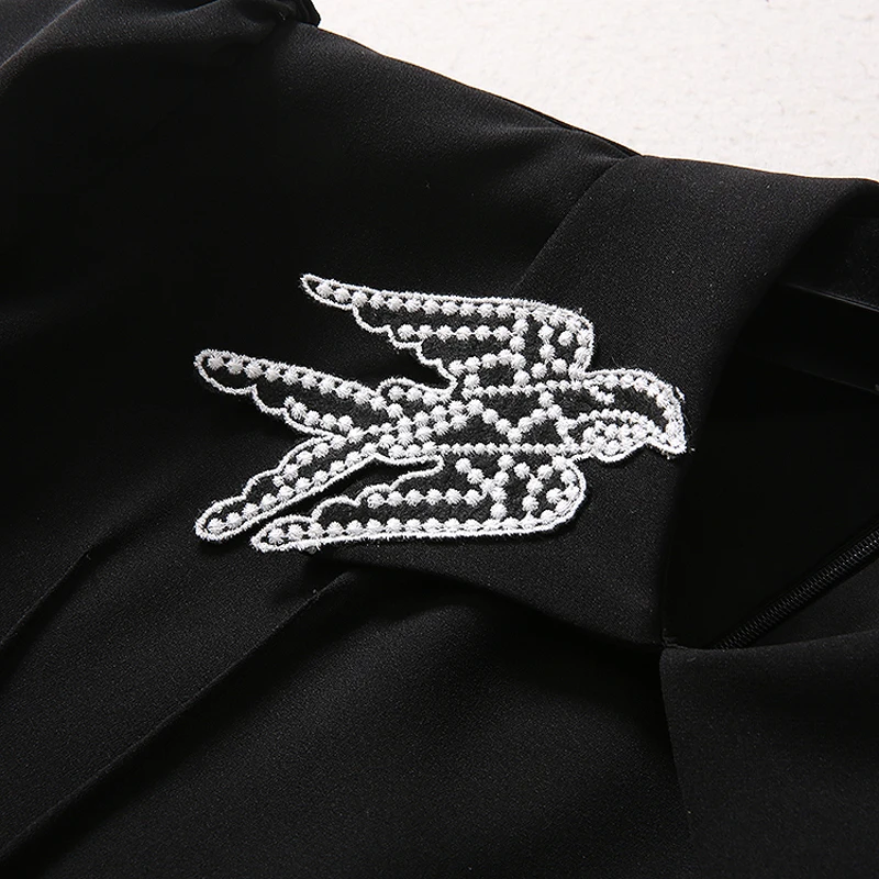 Женское плиссированное платье с отложным воротником элегантное приталенное в