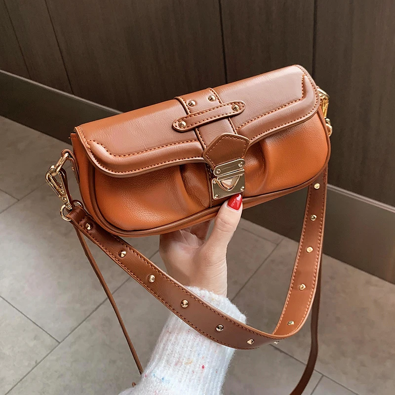 Женская Ретро сумка под подмышку дизайнерская роскошная женская с заклепками