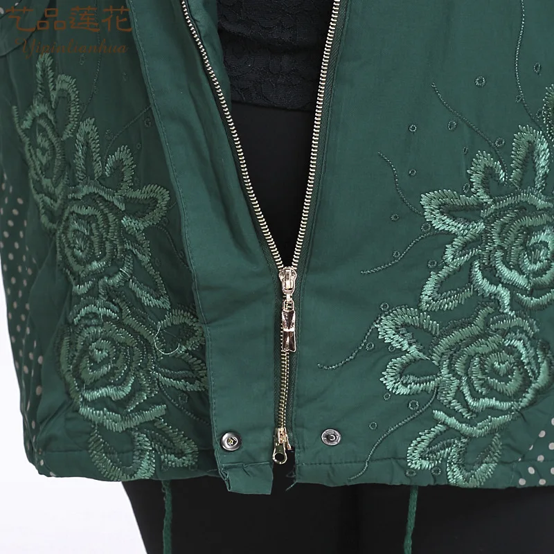 

Oversized Middle-aged mother Cotton Jacket 2019 Autumn Winter Fashion Embroidery Women Parka Hooded Warm Outerwear Winter Coats