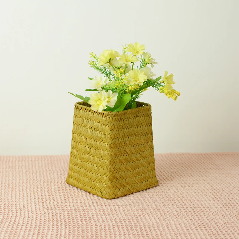 

Bamboo Woven hand knitting Dried Flower Vase Straw Woven Flower Pot Decor Living Room Flower Arrangement Flower Basket Bottle