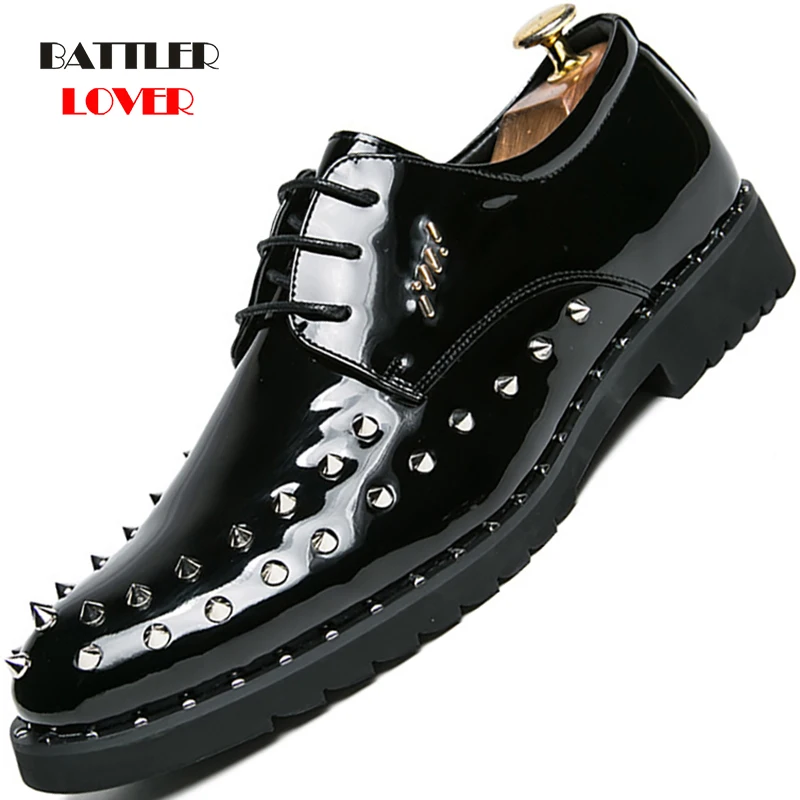

Steampunk Patent Leather Rivet Casual Shoes for Men 2021 Fashion Party Club Lace Up Oxfords Male Motorcycle Biker Formal Shoes