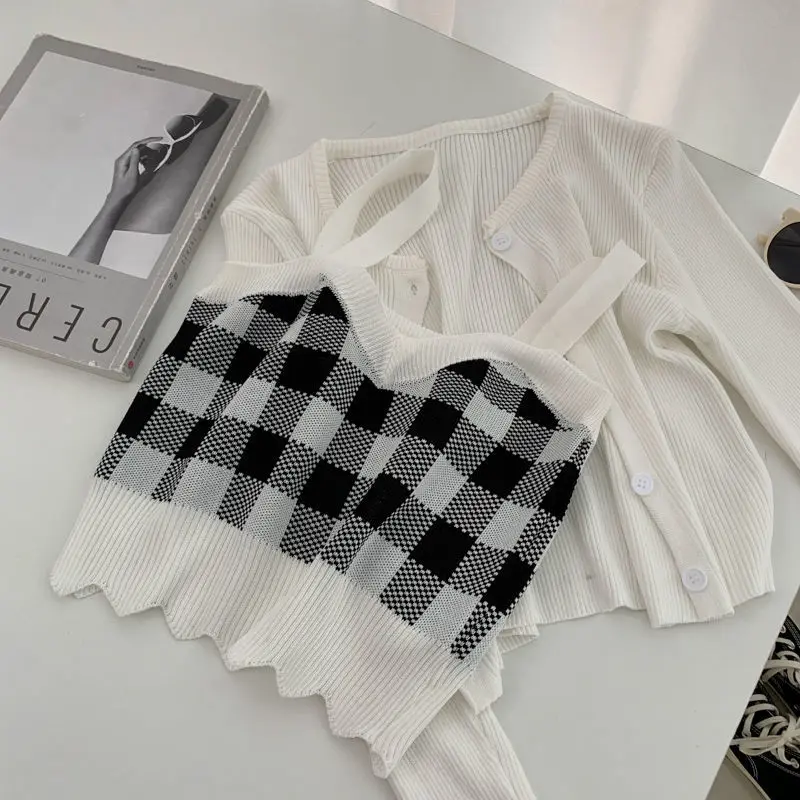 Женский трикотажный топ без рукавов с V-образным вырезом | Женская одежда