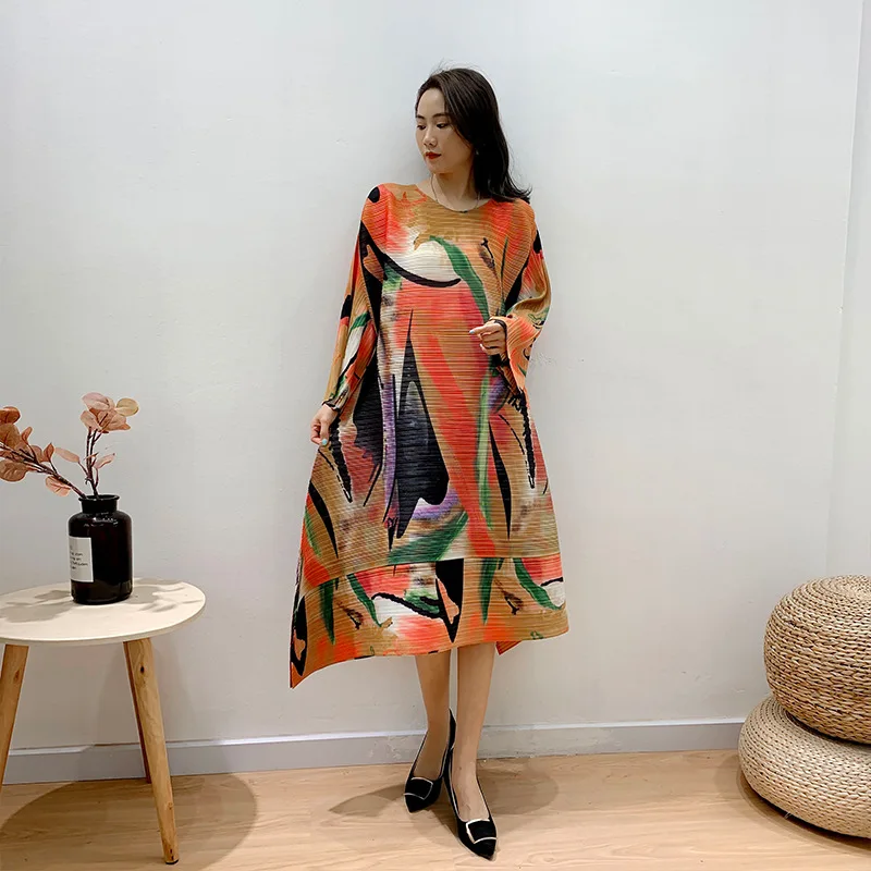 

National Retro Style Plus Size Women's Long Sleeve Pleated Dress