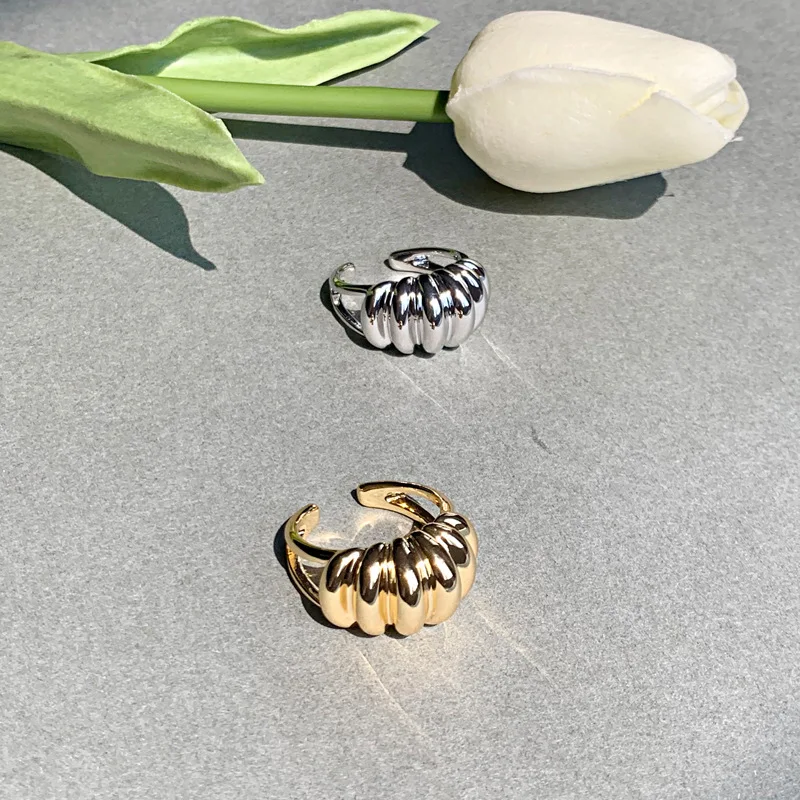 Винтажные минималистский круассан волос ошибка прилив Bump Открытый 14k золотые