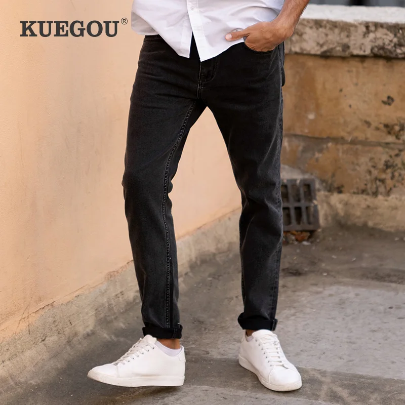 Мужские облегающие джинсы KUEGOU черные однотонные джинсовые брюки-стрейч модель