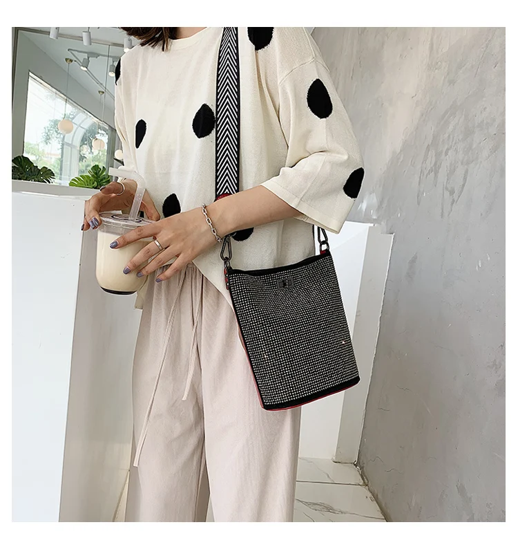 Bolsos Mujer ограниченная сумка-ведро из полиуретана и полиэстера Rismit Весна Лето Новая женская элегантная сумка с двойным ремешком с фосфором