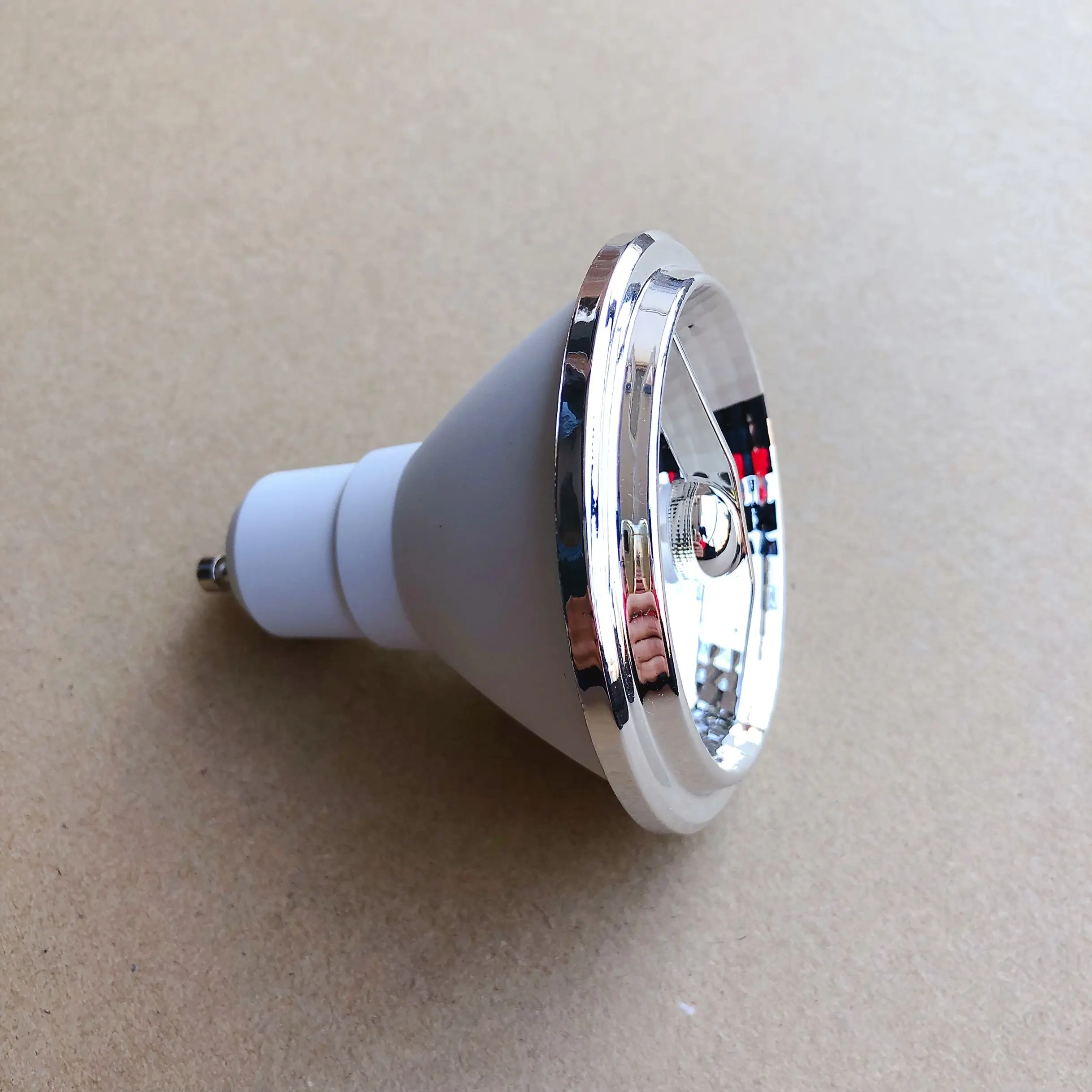 2 шт. COB 7 Вт 10 AR70 |