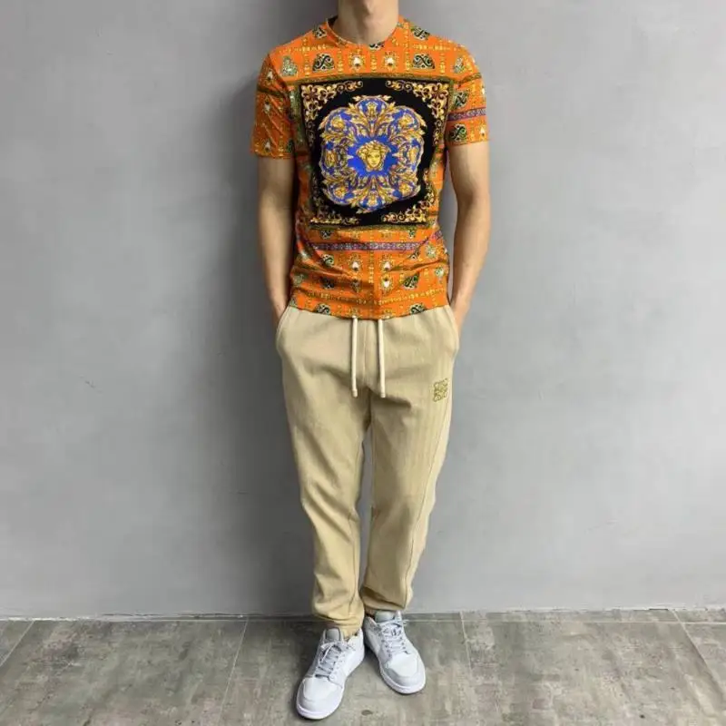 

Spring and summer 2021 new fashion brand Decor digital printing fashion round neck short sleeve bottomed T-shirt for men