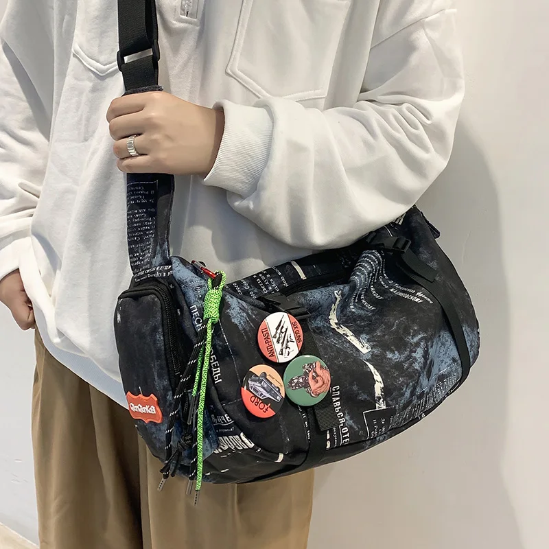 

Современная сумка с граффити, новинка 2021, парусиновая сумка для студентов колледжа, класс, сумка через плечо, сумка-мессенджер, модный бренд